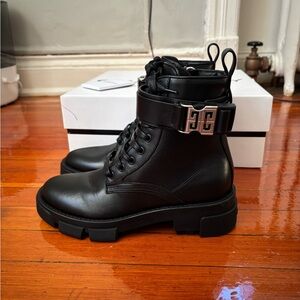 NEW Givenchy Terra Boots